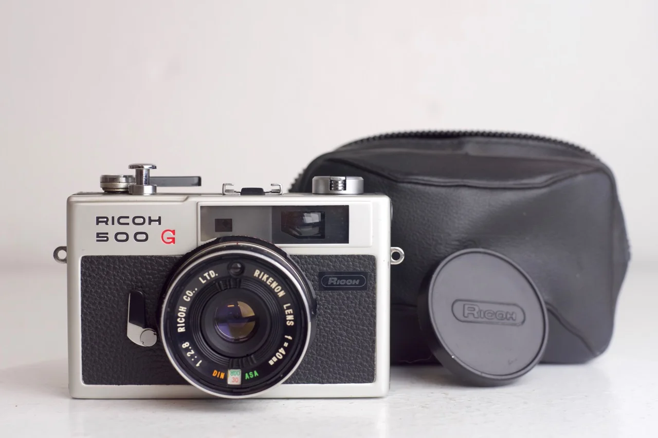 Ricoh 500 G 35mm Film Rangefinder Camera with Case and Cap - Fully